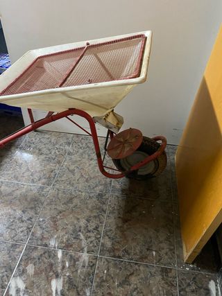 Carretilla para guano con rejilla