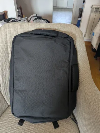 Mochila negra para portátil