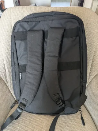 Mochila negra para portátil