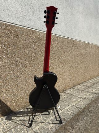 Guitarra Eléctrica Yamaha Negra