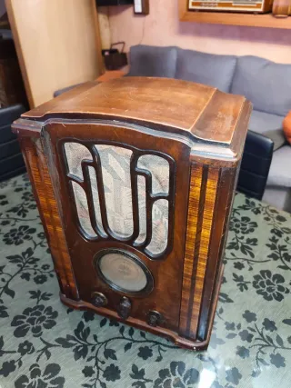 Radio Antigua Pilot 1930