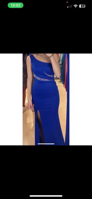 Vestido azul de fiesta con pedrería