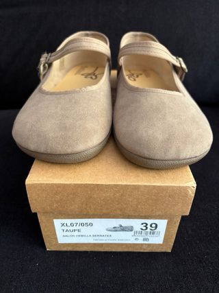 Merceditas Batilas XL07 Talla 39 Beige. Barefoot
