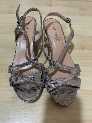 Sandalias Suite 009 Mujer Gris/Plata