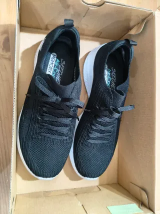 Zapatillas Skechers Stretch Fit Negras talla 37.5