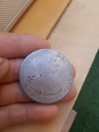 4 Monedas de 8 Reales utilizadas como joyas