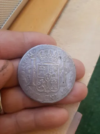 4 Monedas de 8 Reales utilizadas como joyas
