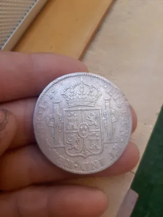 4 Monedas de 8 Reales utilizadas como joyas