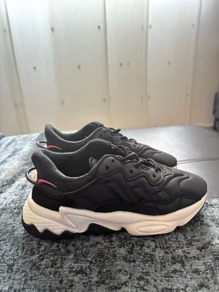 Adidas Oz Weego negras talla 36.5