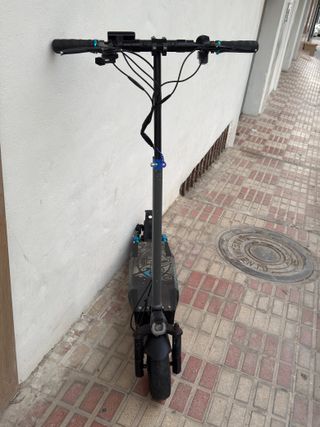 Patinete dañado para recambios