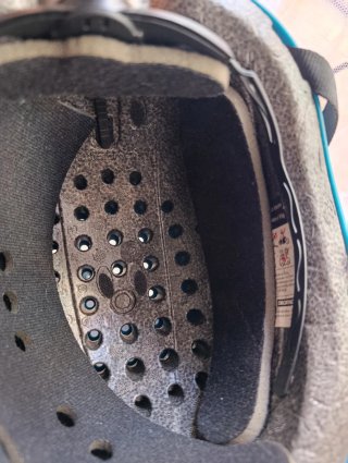 Casco montar a caballo infantil azul marca Decathl