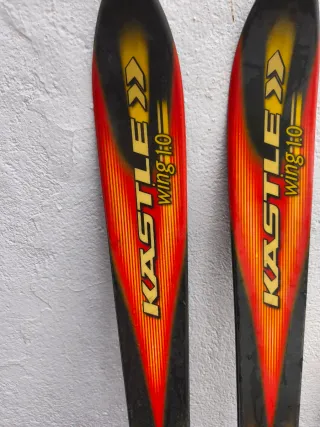 Esquís 1,60m con bastones