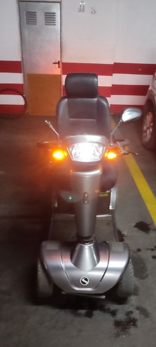 Scooter STERLING S425 movilidad reducida