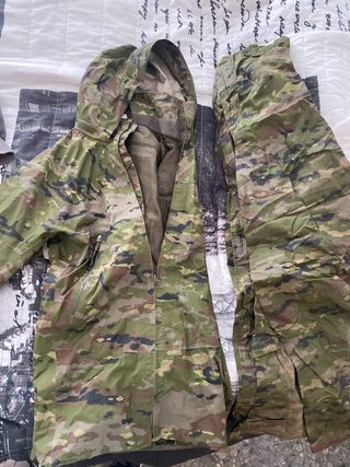 Traje Goretex Ejército Intemperie