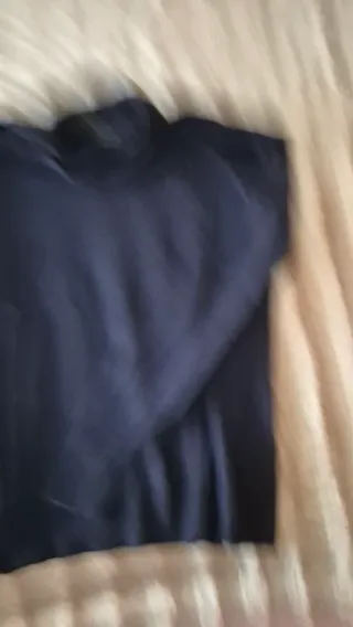 Jersey azul cuello vuelto