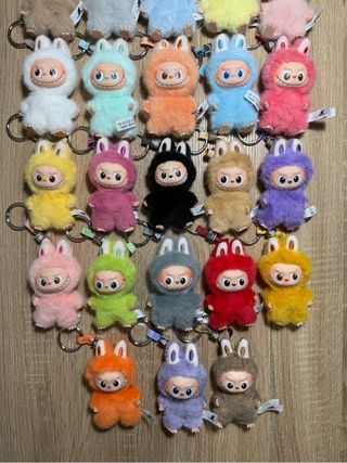 Labubu Pin for Love Lettera D 