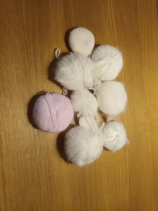 Lana para tejer (varios ovillos)