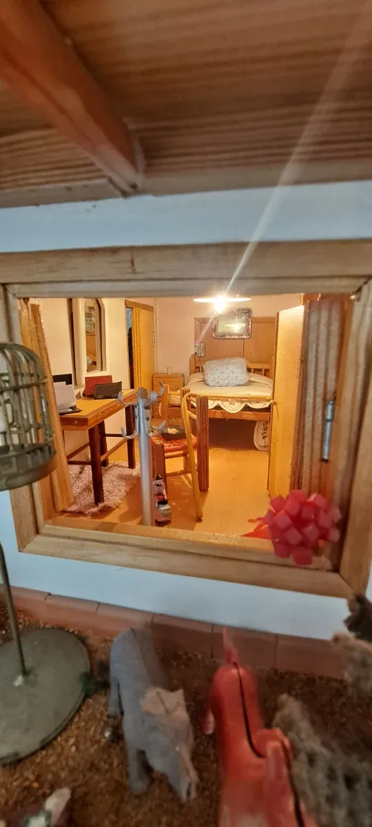 Casa de muñecas grande hecha a mano