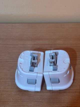 2 Wii Motion Plus + 2 Cover per Wiimote
