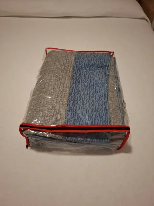 Copripiumino estivo + due federe