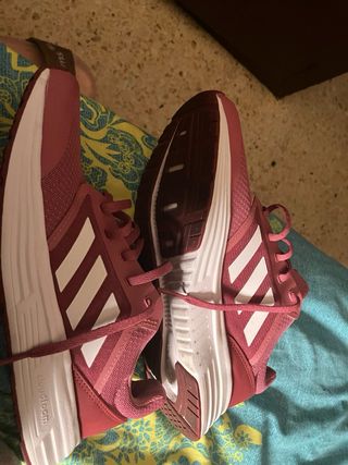 Zapatillas Adidas rosas talla 39