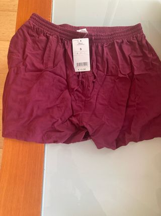 Shorts rojos talla S