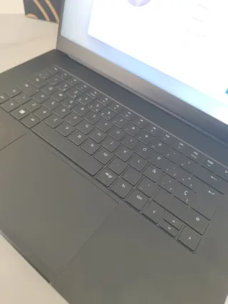 Razer Blade 15 RTX 3070Ti i7 Advanced Model