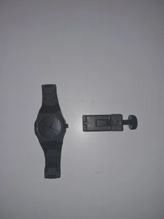 Reloj árabe negro