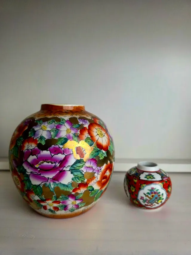 Coppia Vasi Cinesi Dipinti A Mano