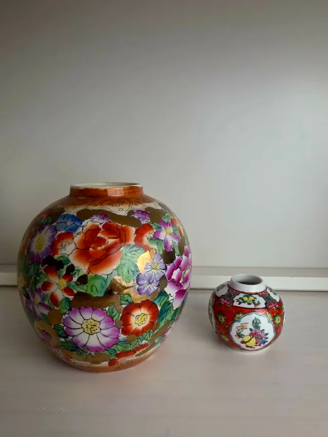 Coppia Vasi Cinesi Dipinti A Mano