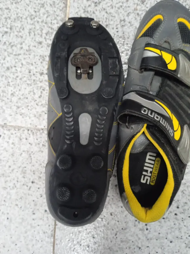 Zapatillas Ciclismo Shimano SPD Grises y Amarillas