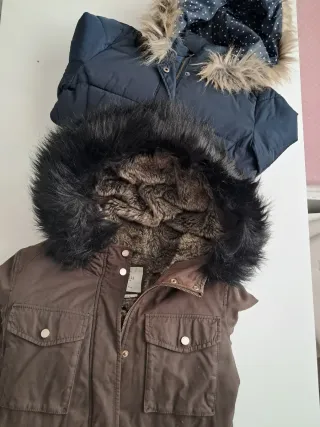 2 Abrigos chica talla M (azul y verde caqui)