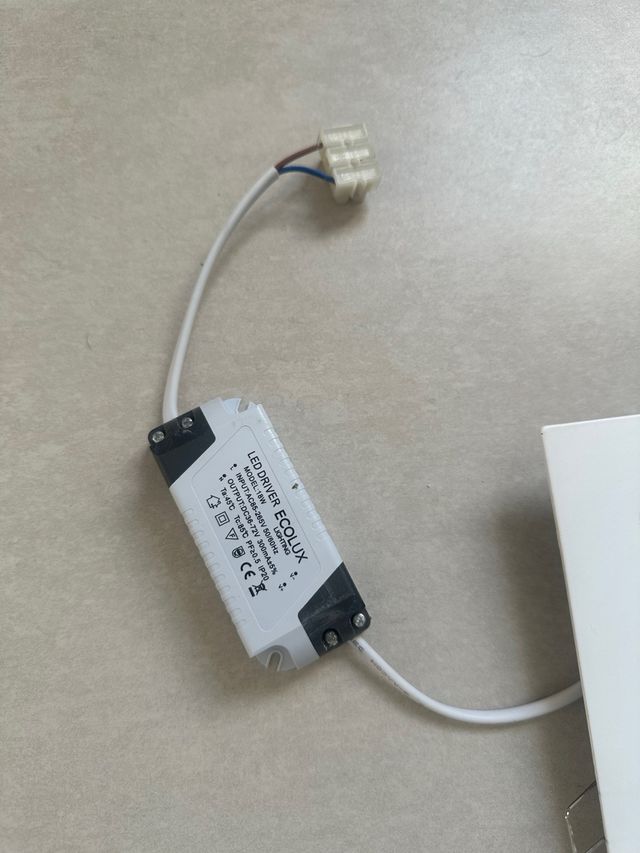 Foco LED Blanco Cuadrado Marca Ecolux