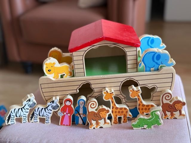 Barca dell'Arca di Noè in legno per bambini