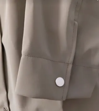 Parka engomada Zara Camel XL