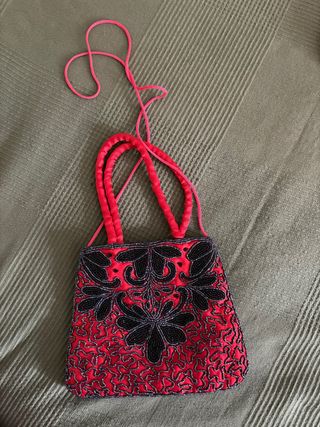 Bolso vintage con pedrería