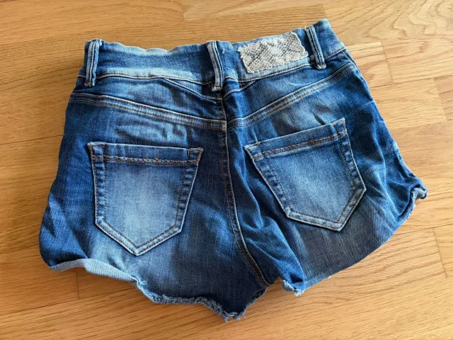 Shorts vaqueros cortos desgastados