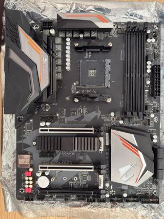 Gigabyte X470 Aorus Ultra Gaming