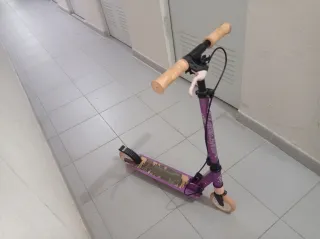Patinete infantil morado
