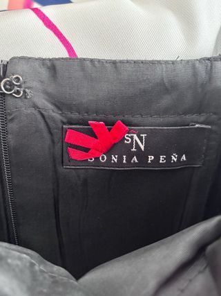 Vestido Sonia Peña Negro y Rosa