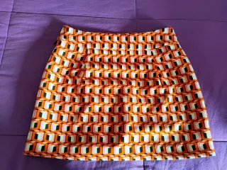 Falda mini estampada geométrica