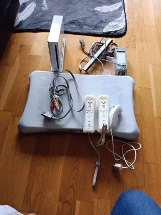 Consola Nintendo Wii Blanca + Accesorios