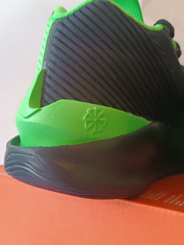 Nike G.T. Jump Academy Talla 39