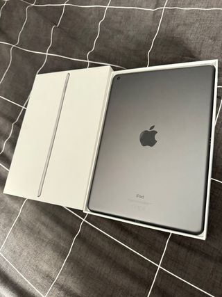 iPad 7ª generación Gris Espacial