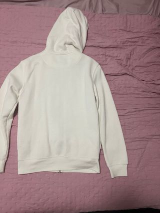 Chaqueta con capucha Primark blanca