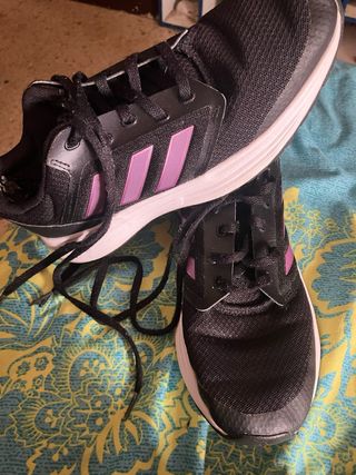 Zapatillas Adidas Talla 38 Negras y Rosas