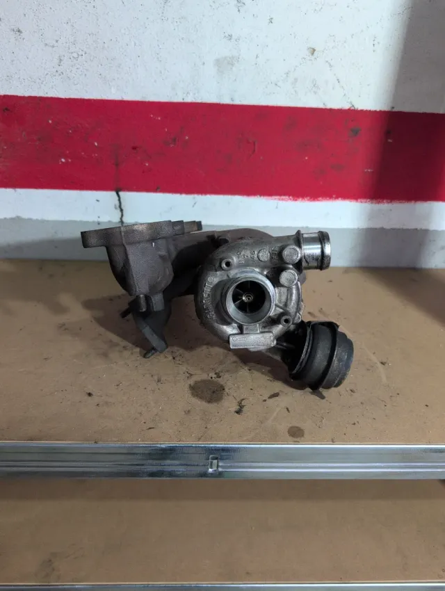 Turbo Garrett 038253019a