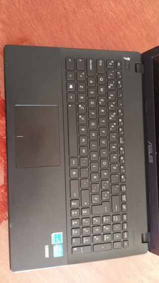 Ordenador portátil ASUS negro