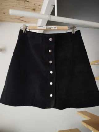 Falda ante negra botones mujer
