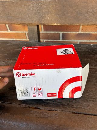 Pastillas de freno Brembo P85126 NUEVAS A ESTRENAR